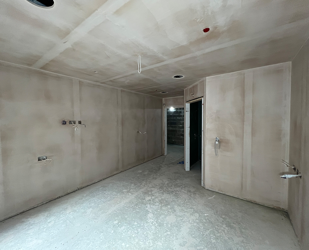 Plastering_HD_construction_london_plaster_skim_Contractor_london_sprayPlaster